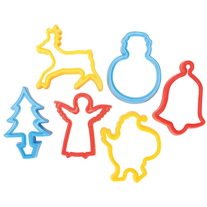 6 christmas cutters with christmas tree, reindeer and other designs