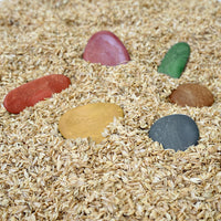 pebbles in rice husks