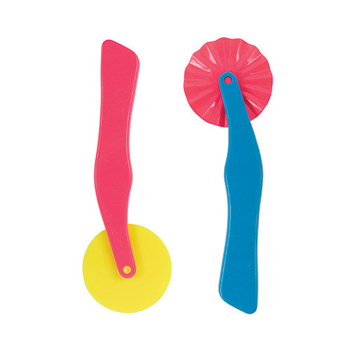 Two pizza wheels in pink and blue